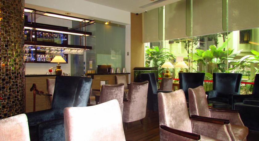 Hilton Garden Inn Singapore Serangoon Екстериор снимка