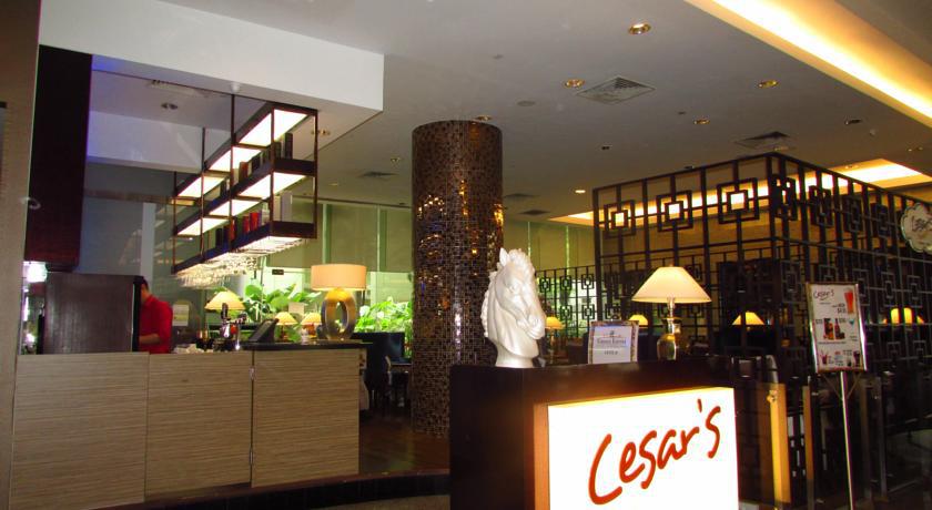 Hilton Garden Inn Singapore Serangoon Екстериор снимка