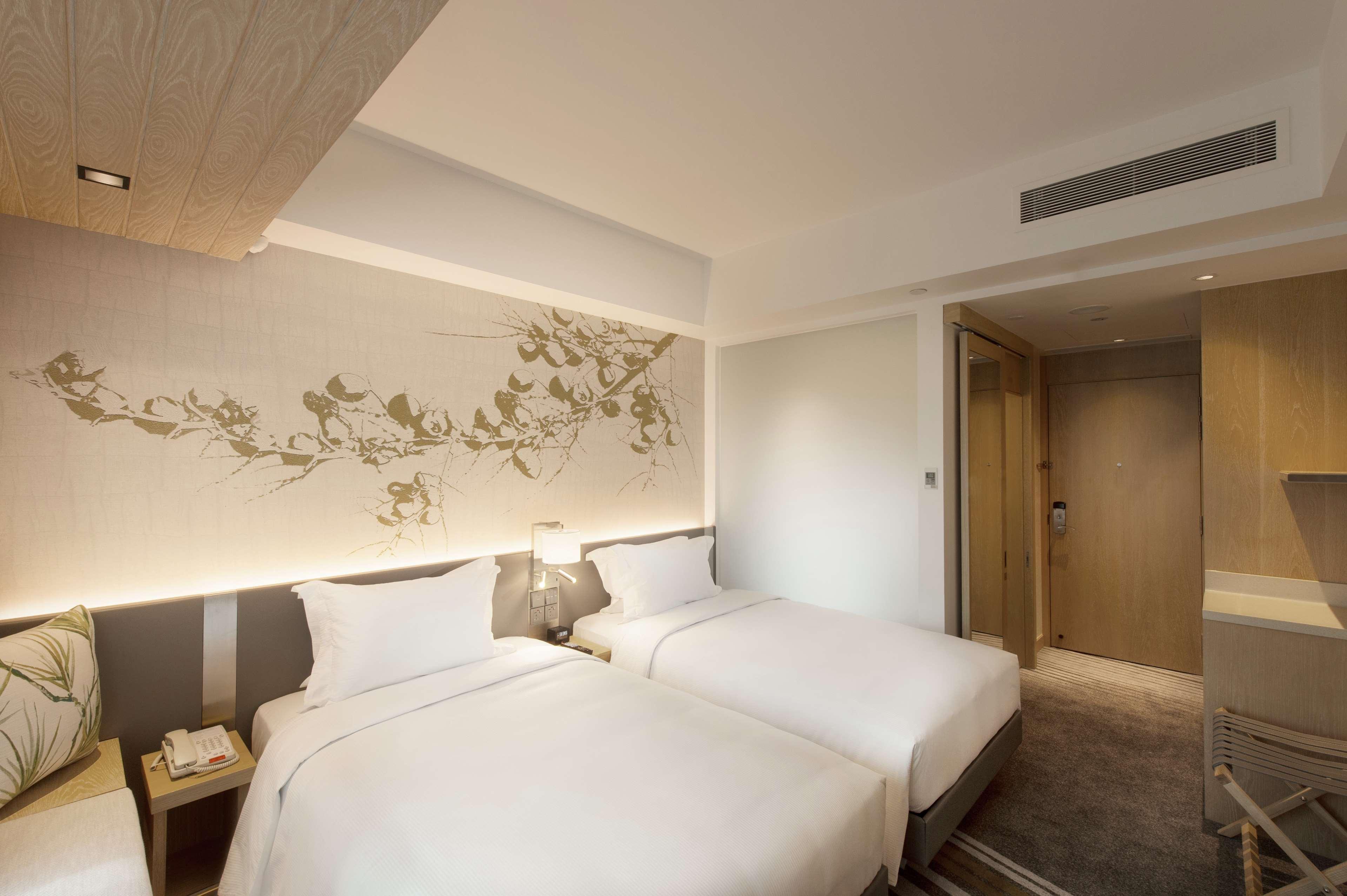 Hilton Garden Inn Singapore Serangoon Екстериор снимка
