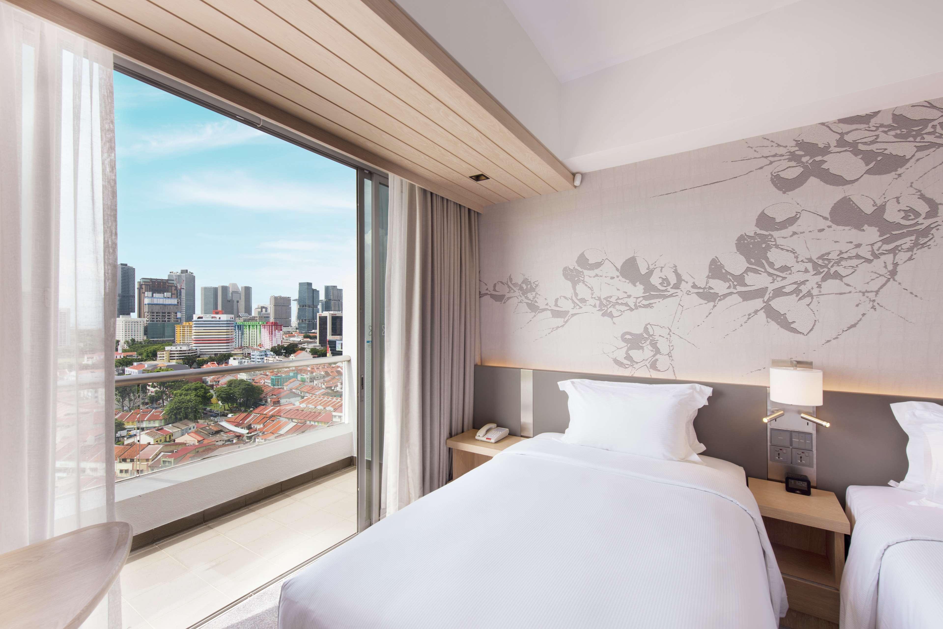 Hilton Garden Inn Singapore Serangoon Екстериор снимка
